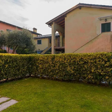 La Pace Del Garda Apartment *